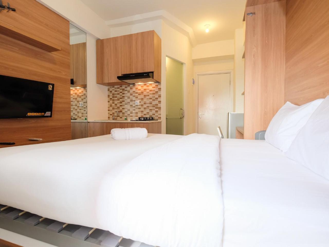 Modern Studio At Green Pramuka City Apartment Near To Shopping Center By Travelio Jakarta Buitenkant foto